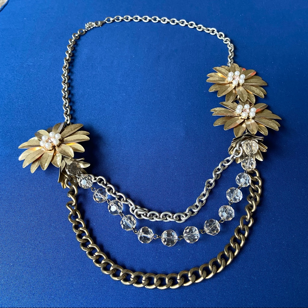 Loft Necklace -Gemstones Pearls W Gold Tone Metal Flowers On Chains Beads 19$